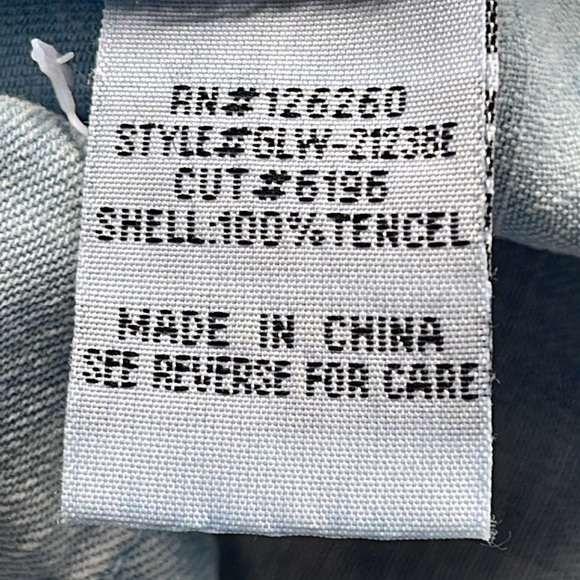 Velvet Heart embroidered chambray denim shirt women’s sz S oversized highlow hem - Picture 11 of 12